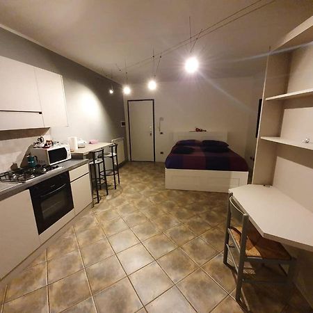 Casa Bach Apartment Пиаченца Екстериор снимка