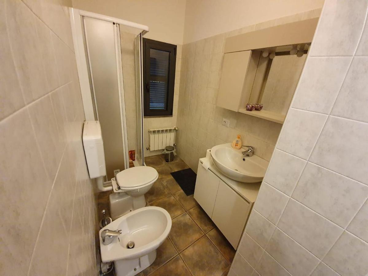 Casa Bach Apartment Пиаченца Екстериор снимка